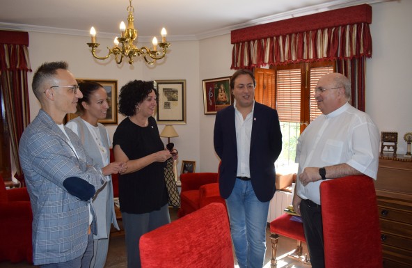 Reunión entre el Vicario General y el Concejal de Cultura de Jaén