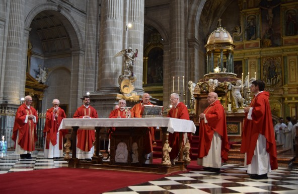El Obispo celebra una Eucaristía en honor a San Lucas, en el día grande de la Feria de Jaén