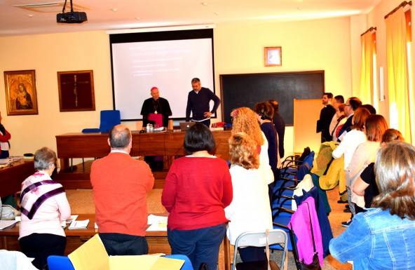 Las Vicarías de Evangelización y de Culto y Espiritualidad organizan tres cursos de la Escuela de Acompañantes