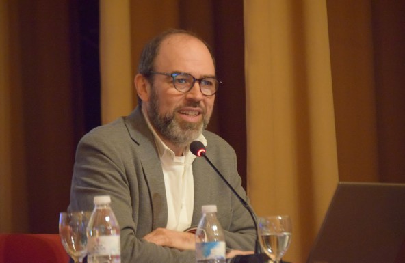 Antonio Moreno forma a los catequistas sobre el uso de las Redes Sociales