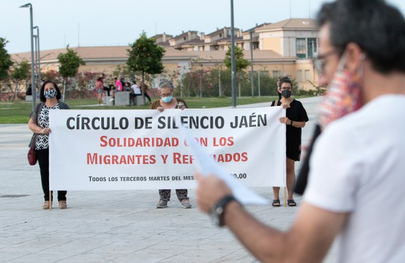 El Círculo de Silencio vuelve con la mirada puesta en los migrantes temporeros y en los afectados por la COVID-19
