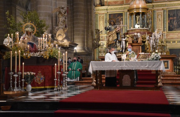 Monseñor Rodríguez Magro preside la Eucaristía de clausura del 425 Aniversario de la Hermandad de la Divina Pastora de Jaén