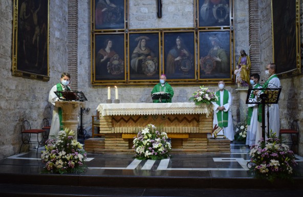 La parroquia de San Eufrasio de Jaén celebra su 50 aniversario junto al Obispo