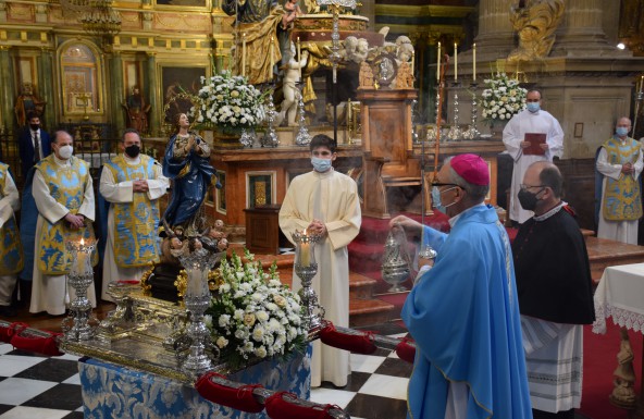 Monseñor Chico Martínez preside la solemnidad de la Inmaculada en la Catedral de Jaén