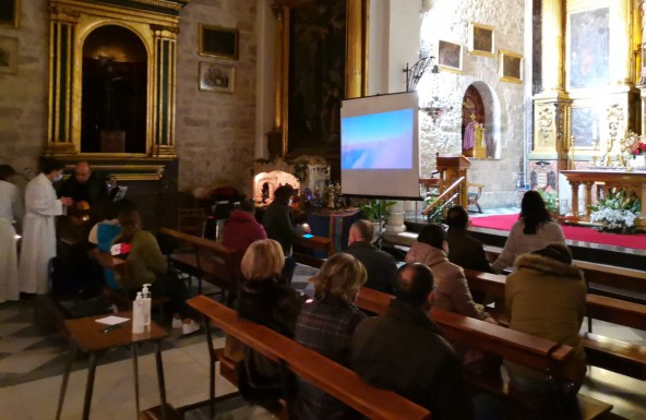 El convento de Las Bernardas en Jaén acoge el segundo encuentro de oración en familia