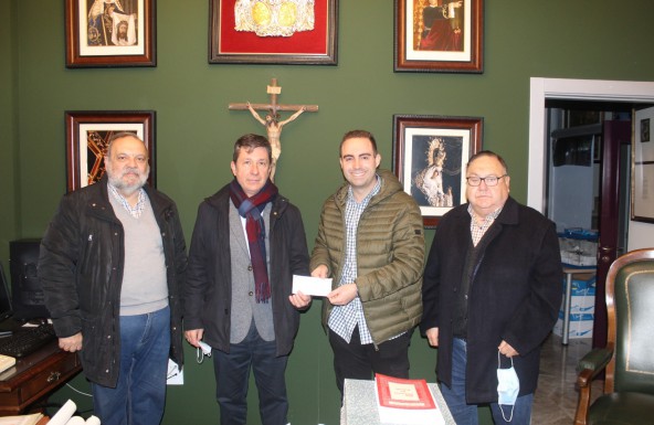 La Cofradía de Nuestro Padre Jesús apoya con 3.000 euros la emergencia de Cáritas en Ucrania