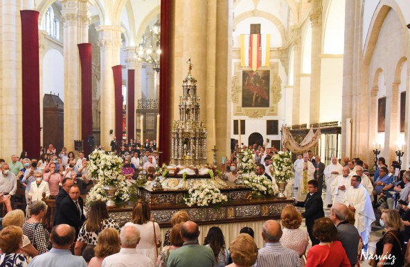 Monseñor Chico Martínez preside la octava del Corpus Christi en Baeza