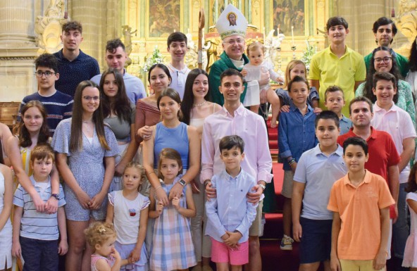 Iglesia en Jaén 678: «La familia, faro de esperanza para el mundo»