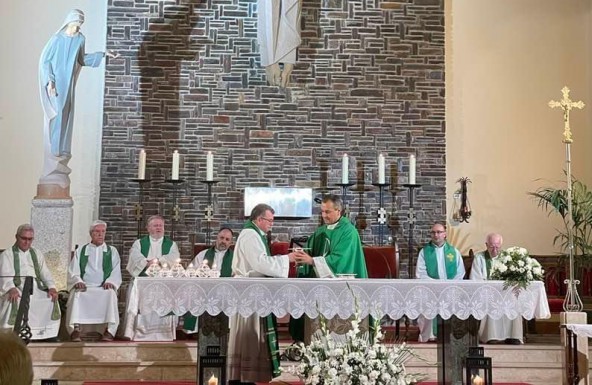 Celebración de inicio del ministerio del nuevo párroco de  San Juan Bautista de Úbeda