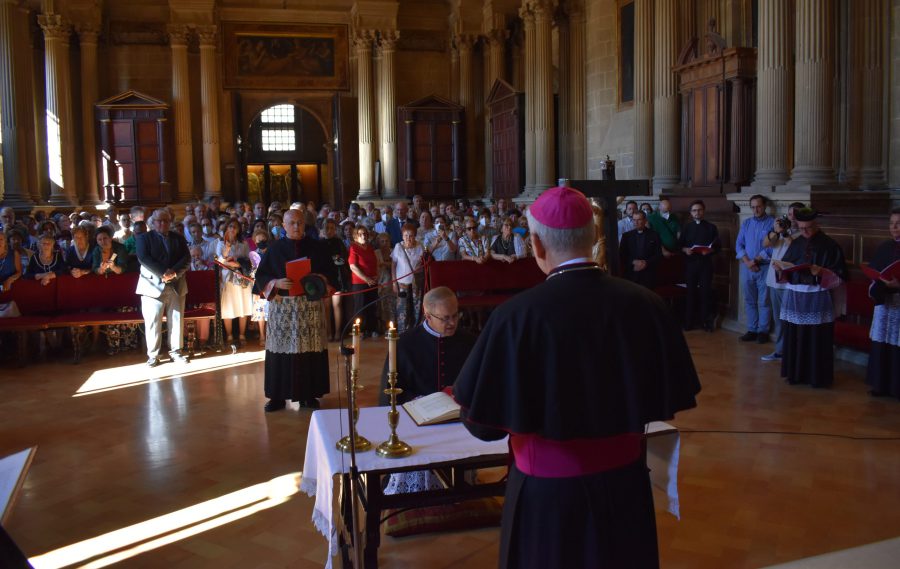 Juran ante el Obispo el Deán y un nuevo canónigo de la Catedral