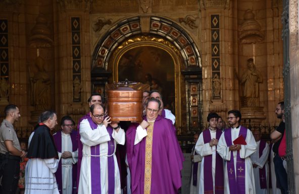 El presbiterio diocesano despide a Monseñor Ceballos Atienza