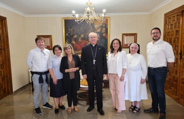 Don Sebastián se reúne con la dirección de Escuelas Católicas Andalucía