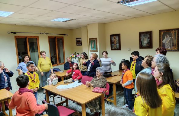 Scouts católicos de Jaén trabajan por nuestros mayores