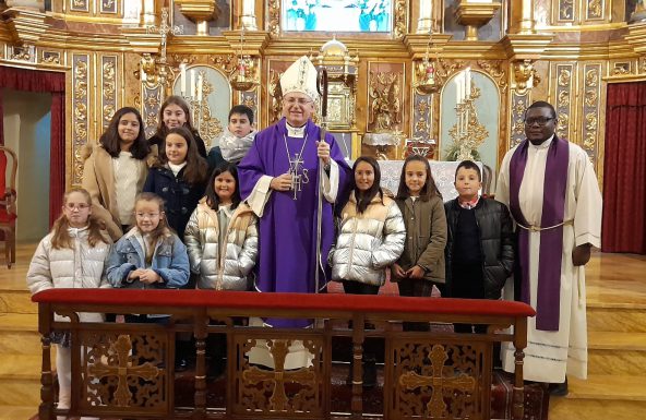 El Obispo celebra el segundo domingo de Adviento en Chiclana de Segura