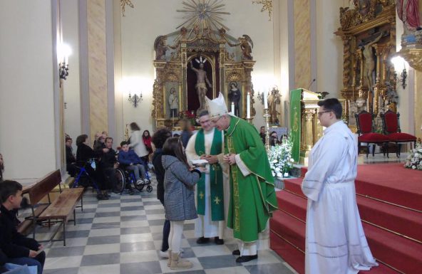 <strong>Visita del Obispo a la comunidad parroquial de Ntra. Sra. de la paz de Marmolejo</strong>