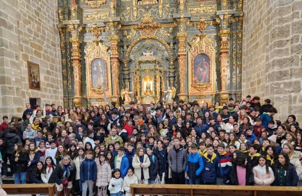 Cientos de jóvenes de Movimiento MAR de Cristo Rey se dan cita en Villanueva del Arzobispo
