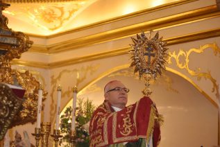 Monseñor Don Sebastián Chico participó en el quinario de la exaltación de la Vera Cruz de Caravaca