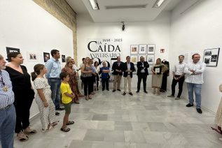 Los cofrades de la Caída de Baeza protagonistas de la exposición de su 325 aniversario