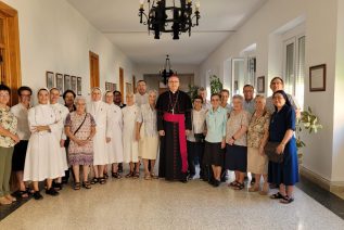 La vida religiosa de la Diócesis se reúne en asamblea