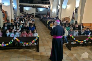 Benatae, Siles y sus aldeas se vuelcan con la visita pastoral de Don Sebastián