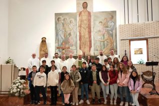 El Obispo celebró el segundo aniversario de su llegada a la diócesis en la Parroquia de Cristo Rey de Andújar