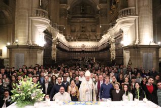 Vigilia de la Inmaculada: “Dijiste sí y la tierra estalló de alegría”