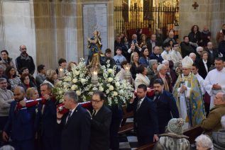 Con fervor hacia la Madre se celebra la solemnidad de la que es “Más pura que el sol”