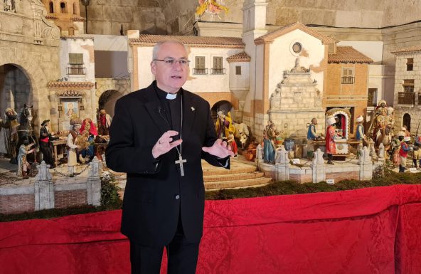 El Obispo felicita la Navidad y anima a los jiennenses a rezar por la paz en el mundo