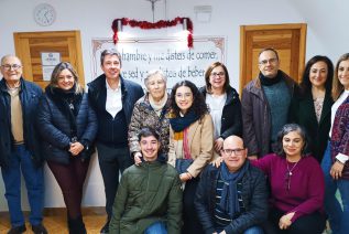 Una iniciativa de jóvenes en homenaje a Rafa López-Sidro López apoya con lo recaudado al Centro de Día Santa Clara