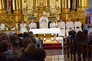 Mayores de la Diócesis se reúnen en torno a las figuras del viejo Simeón y la profetisa Ana