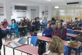 Vida Ascendente se presenta a las comunidades parroquiales de Alcalá la Real