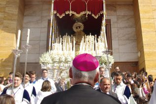 Iglesia en Jaén 699: «Que la Semana Santa nos acerque al verdadero mensaje de la cruz: el amor redentor de Dios por toda la humanidad»