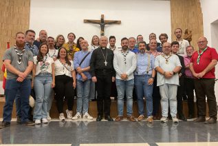 Los Scouts católicos de Jaén se reúnen con el Obispo para analizar los retos de este movimiento juvenil