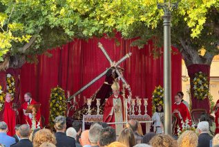 Nuestro Padre Jesús Nazareno recibe el bastón de mando como Alcalde Perpetuo de Castillo de Locubín