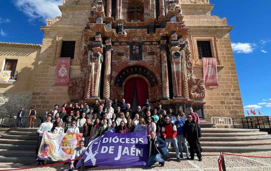 “La Iglesia cuenta contigo; camino a la Cruz, camino de esperanza” – encuentro de jóvenes del Sur