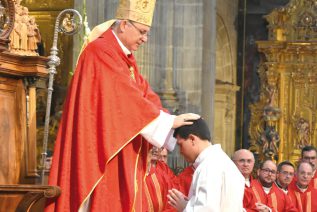 Iglesia en Jaén 705. Diácono:  servidor de la liturgia, la palabra y la caridad