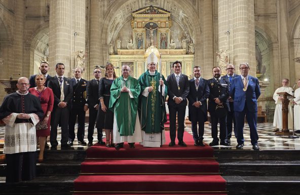 La Hermandad de la Amargura de Jaén conmemora su 25 aniversario con una Misa Pontifical y una procesión extraordinaria