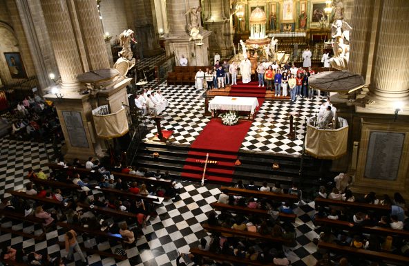 Más de 500 jóvenes y adolescentes, de toda la geografía diocesana, participan en el primer encuentro «Llamarados»