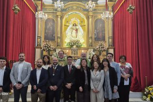 Imposición de la medalla de la villa de Beas de Segura a la Santísima Virgen de la Paz