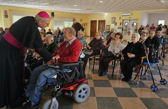 Visita Pastoral de Monseñor Chico Martínez, Obispo de Jaén, a la comunidad parroquial de Santa María de Cazorla