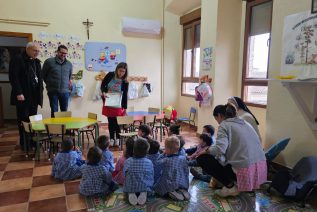 Visita del Obispo al Centro de Educación Infantil Santo Rostro de Villacarrillo