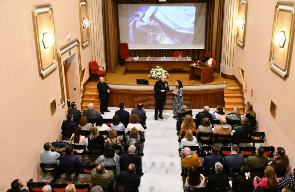 El Jubileo como eje transversal del Encuentro diocesano de Cofradías