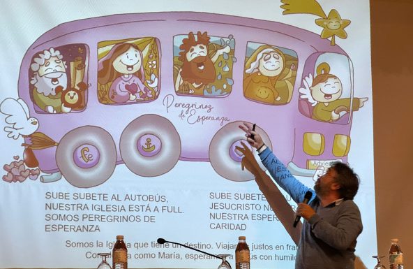 Los educadores católicos abren “el mejor regalo” de la mano de Fano