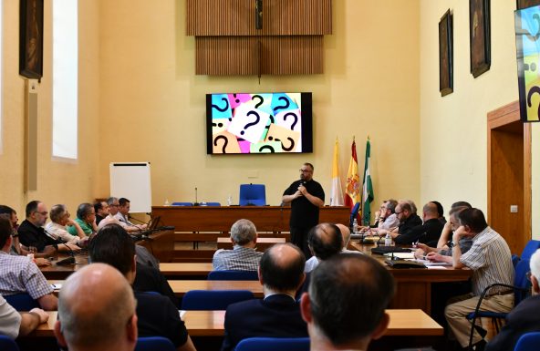 La Diócesis de Jaén concluyó la Formación Pastoral Permanente del Clero con una jornada dedicada al discipulado de jóvenes y niños