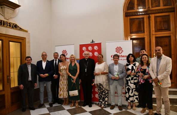Cáritas celebra la fiesta de la esperanza en la presentación de su memoria 2024