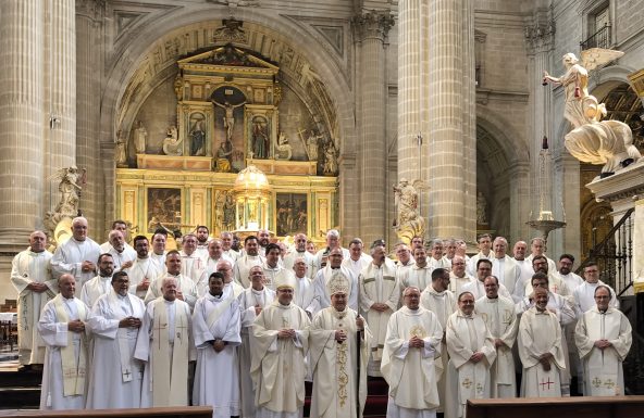 El presbiterio de Granada gana el Jubileo peregrinando a Jaén