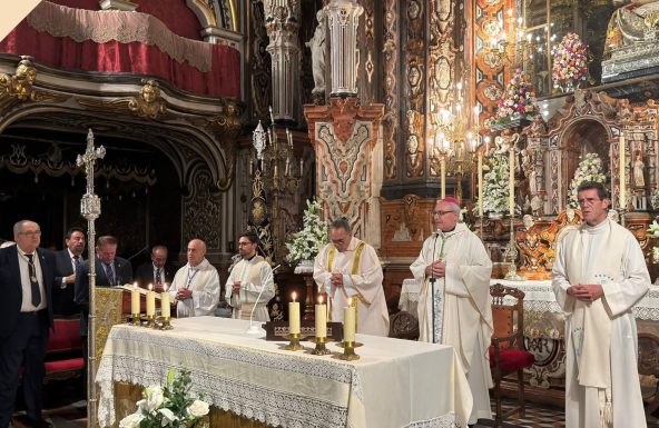 Concluye la Novena  en honor a la Virgen de las Angustia de Granada, predicada por el Obispo de Jaén
