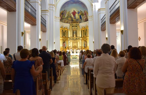 La Delegación de Enseñanza inaugura el nuevo curso con la entrega de la MISSIO al profesorado de Religión