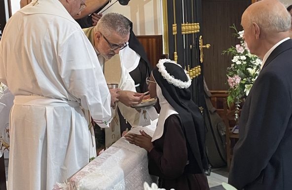 Sor Verónica de San Francisco profesa sus votos temporales en el Convento de Santa Catalina de Baeza