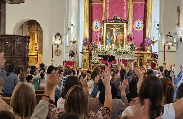 Valdepeñas de Jaén acoge la primera jornada de la Visita Pastoral del Obispo